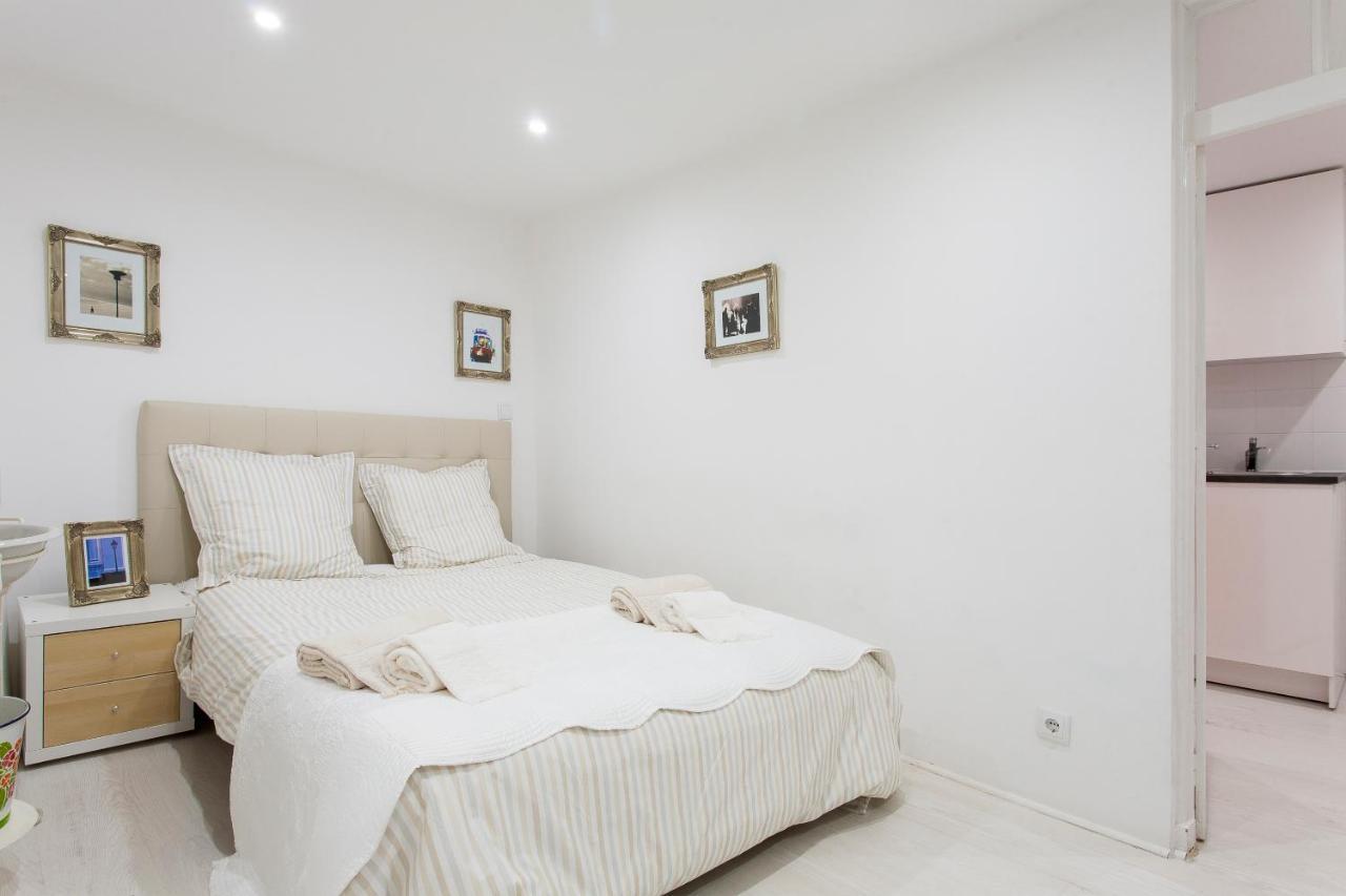 Alfama Panteao 4 Guests Appartement Lissabon Buitenkant foto